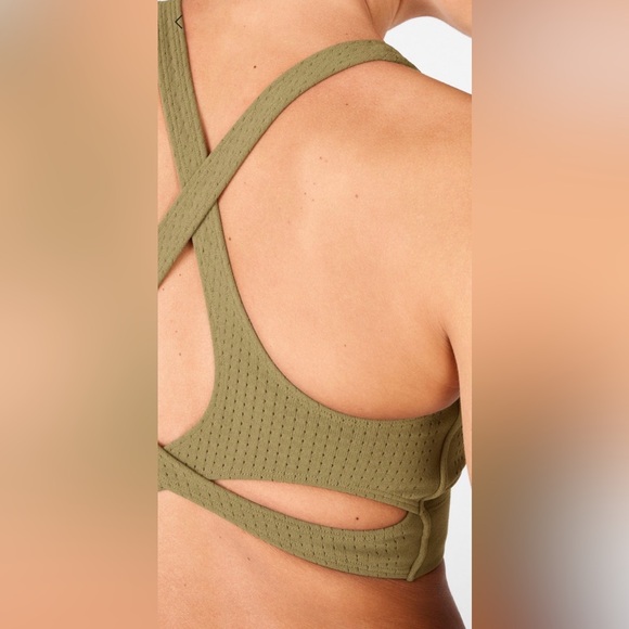 WORN ONCE Fabletics NO-BOUNCE SCULPTKNIT® BRA In Color Moss Green LIKE NEW - Picture 7 of 17